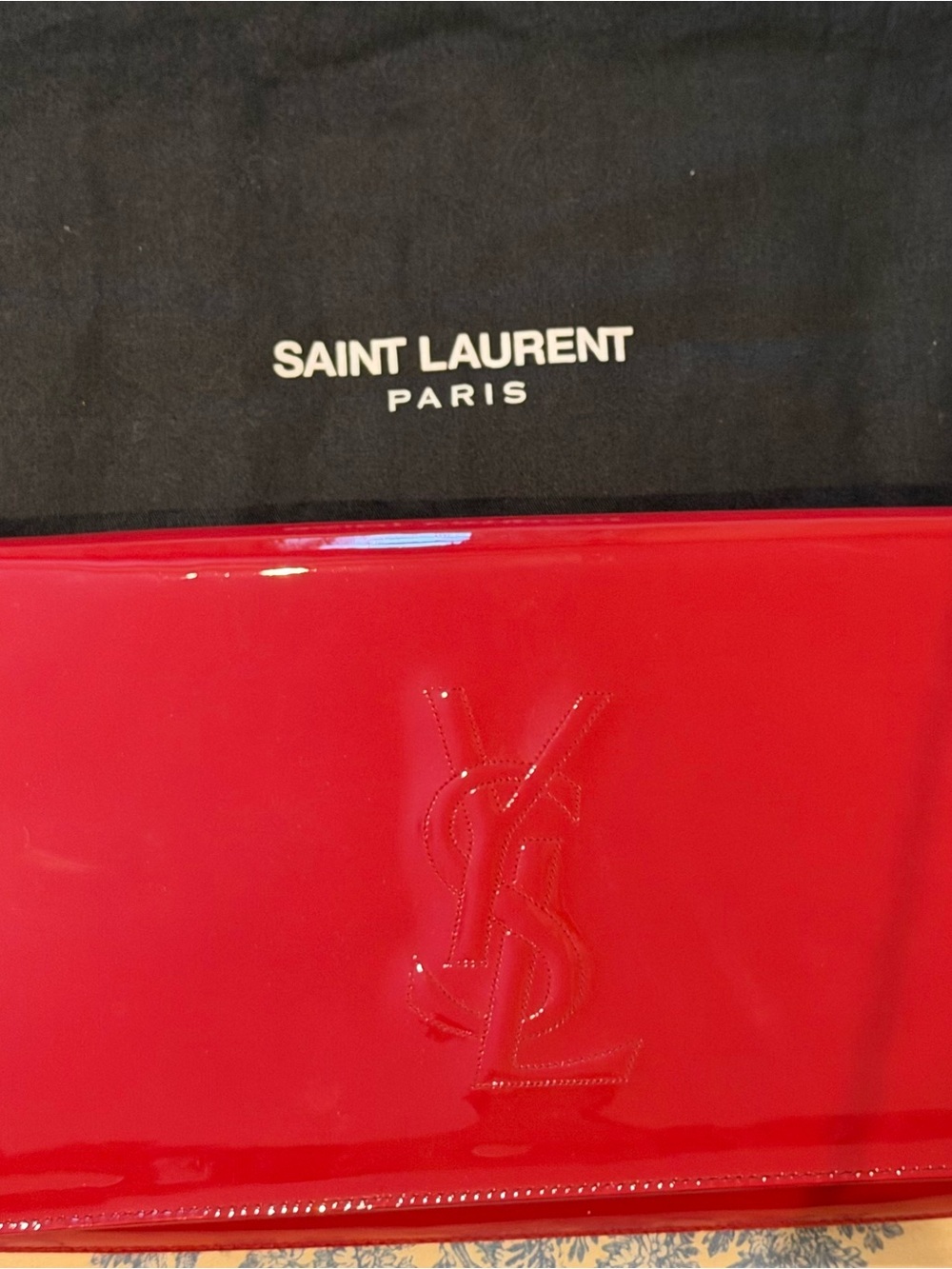 Saint Laurent Red Patent Logo Clutch - Picture 3 of 8